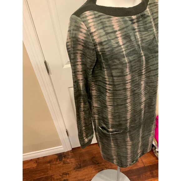 A.P.C. Green & Pink Tie Dye Boat Neck Dress w/ Shoulder Buttons, Size Medium - Picture 5 of 7